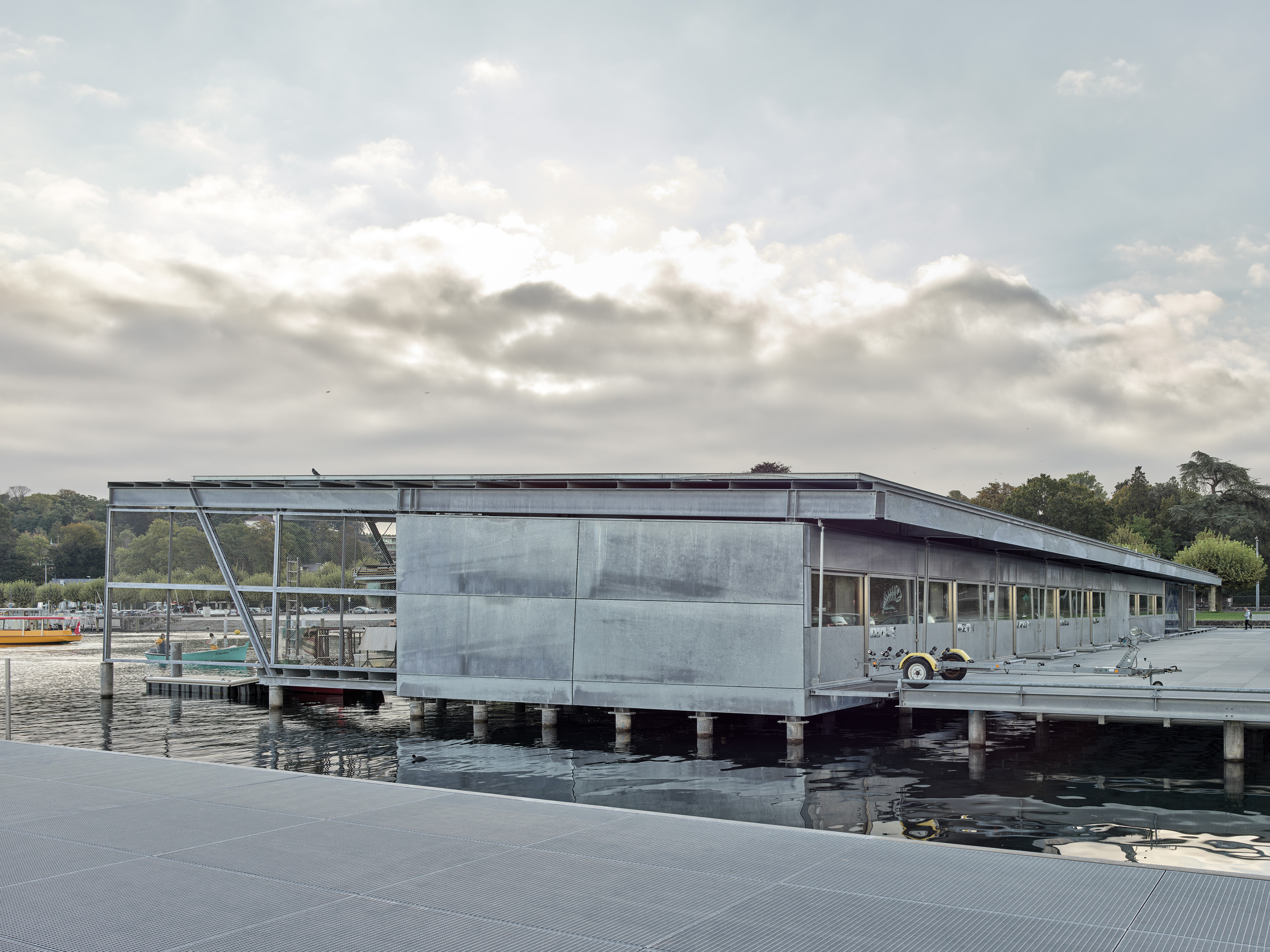 Ahp0061 AIQ4 012476 J3